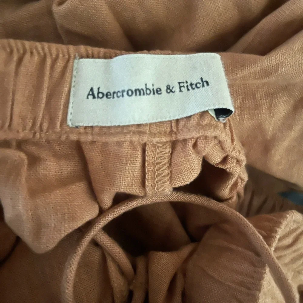 Abercrombie & Fitch Men's Orange Joggers